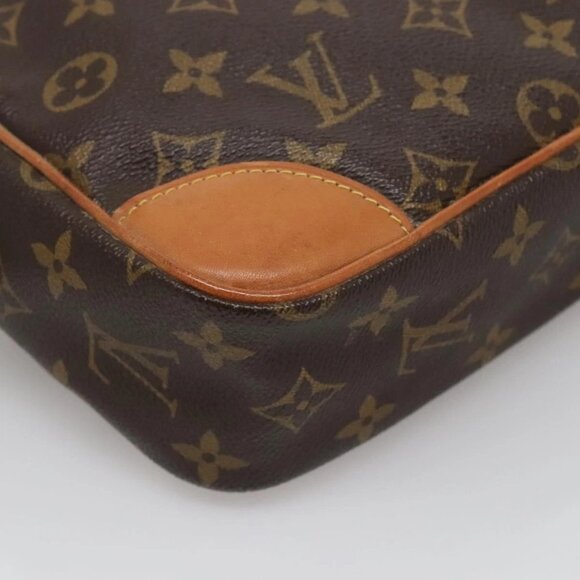 LOUIS VUITTON Monogram Compiegne 28 Clutch Bag M51845 LV Auth 139295 - Picture 3 of 16